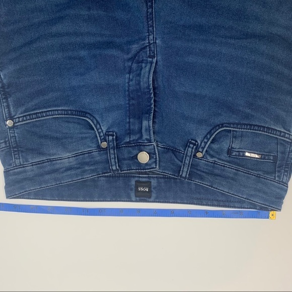 HUGO BOSS MEDIUM WASH MENS SKINNY JEANS - Picture 6 of 7